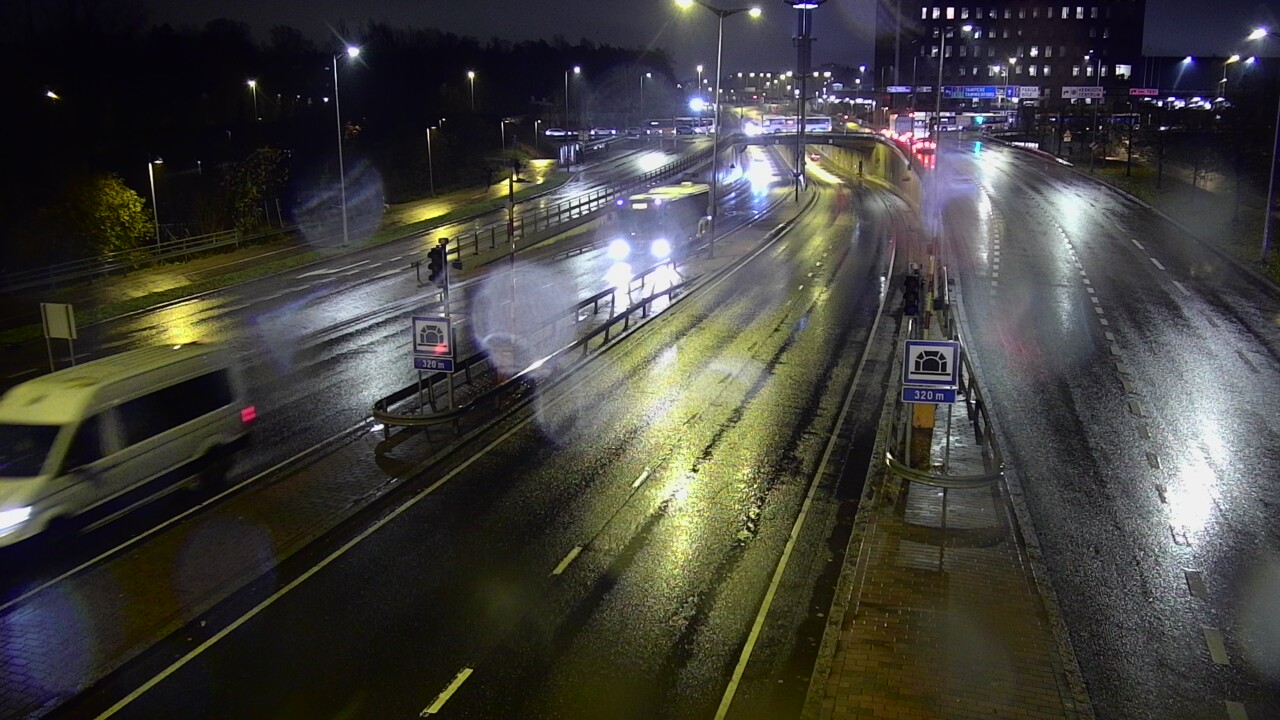 Kelikamerat Kuva Tie 100 Helsinki Hakamäentie, Kivihaan tunneli, länsi, Helsinki, Uusimaa