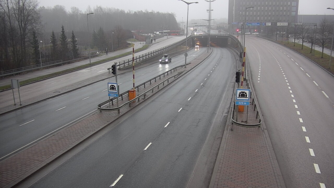 Kelikamerat Kuva Tie 100 Helsinki Hakamäentie, Kivihaan tunneli, länsi, Helsinki, Uusimaa