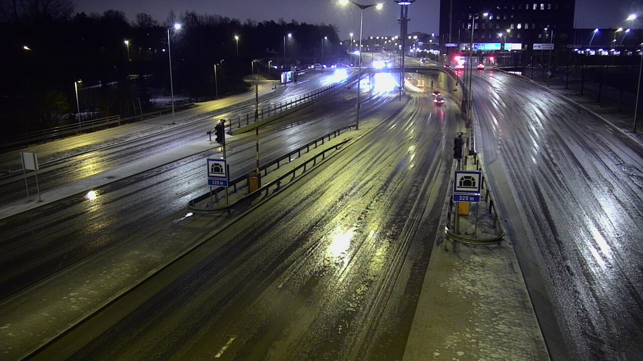 Kelikamerat Kuva Tie 100 Helsinki Hakamäentie, Kivihaan tunneli, länsi, Helsinki, Uusimaa