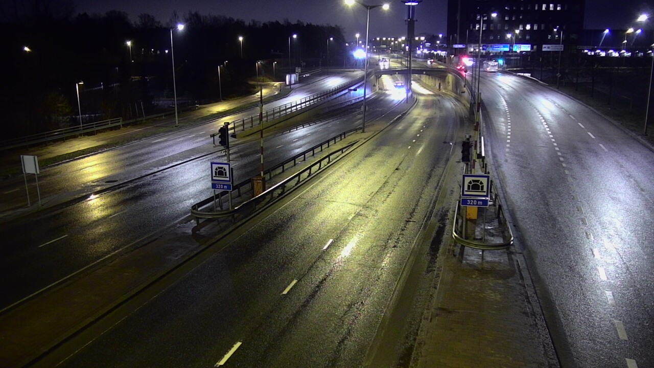 Kelikamerat Kuva Tie 100 Helsinki Hakamäentie, Kivihaan tunneli, länsi, Helsinki, Uusimaa