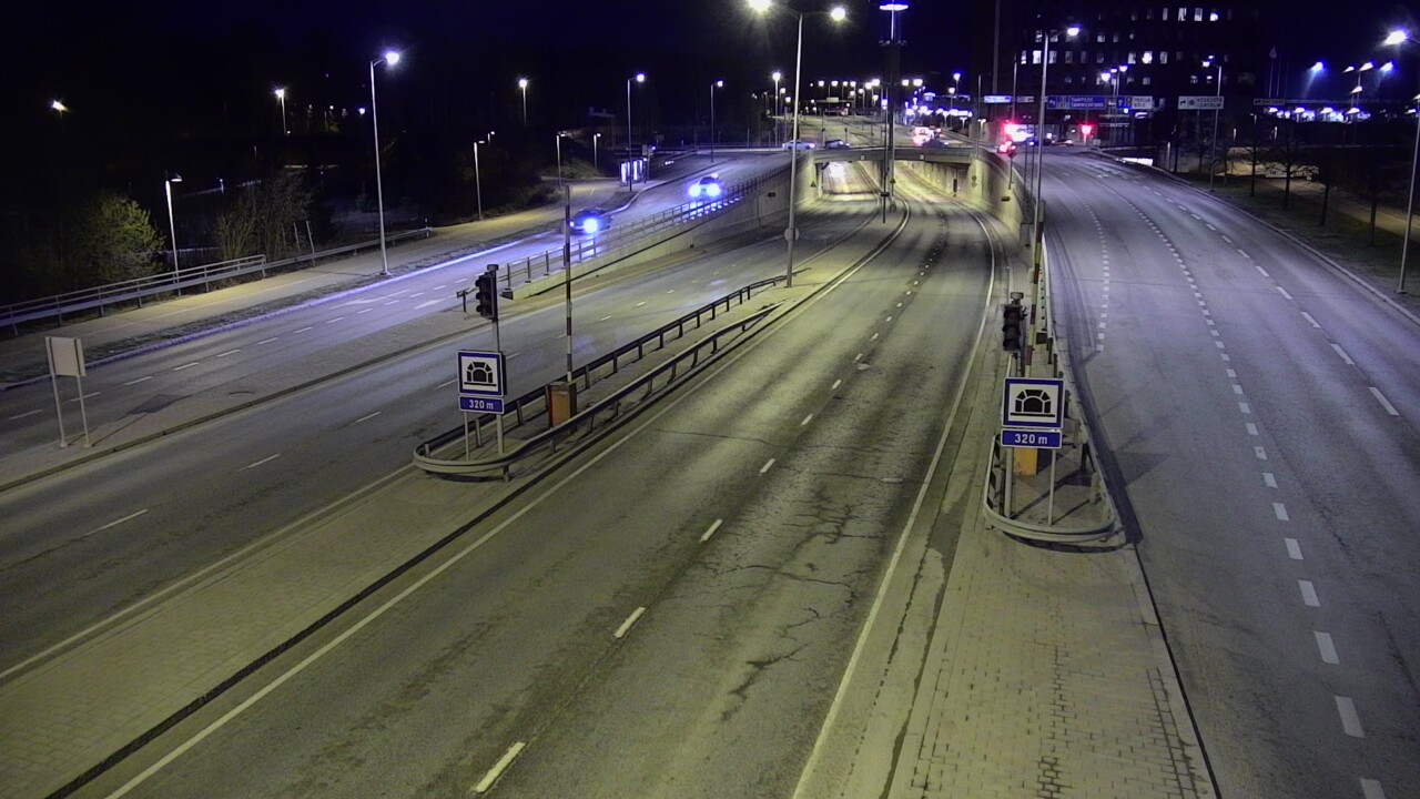Kelikamerat Kuva Tie 100 Helsinki Hakamäentie, Kivihaan tunneli, länsi, Helsinki, Uusimaa