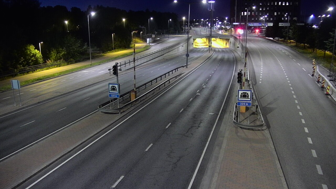 Kelikamerat Kuva Tie 100 Helsinki Hakamäentie, Kivihaan tunneli, länsi, Helsinki, Uusimaa