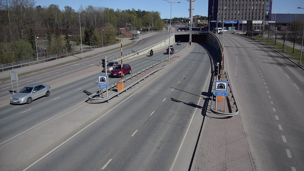 Kelikamerat Kuva Tie 100 Helsinki Hakamäentie, Kivihaan tunneli, länsi, Helsinki, Uusimaa