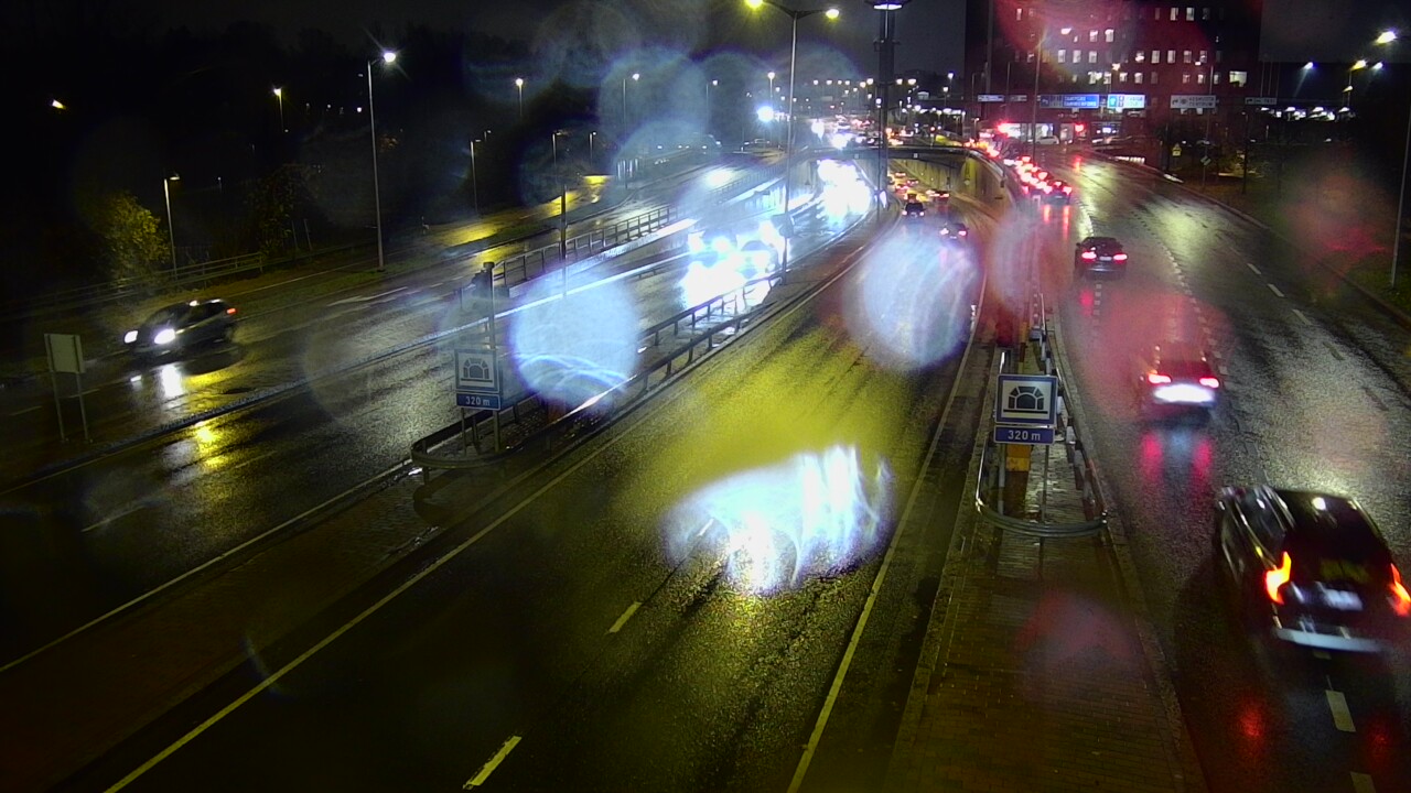 Kelikamerat Kuva Tie 100 Helsinki Hakamäentie, Kivihaan tunneli, länsi, Helsinki, Uusimaa