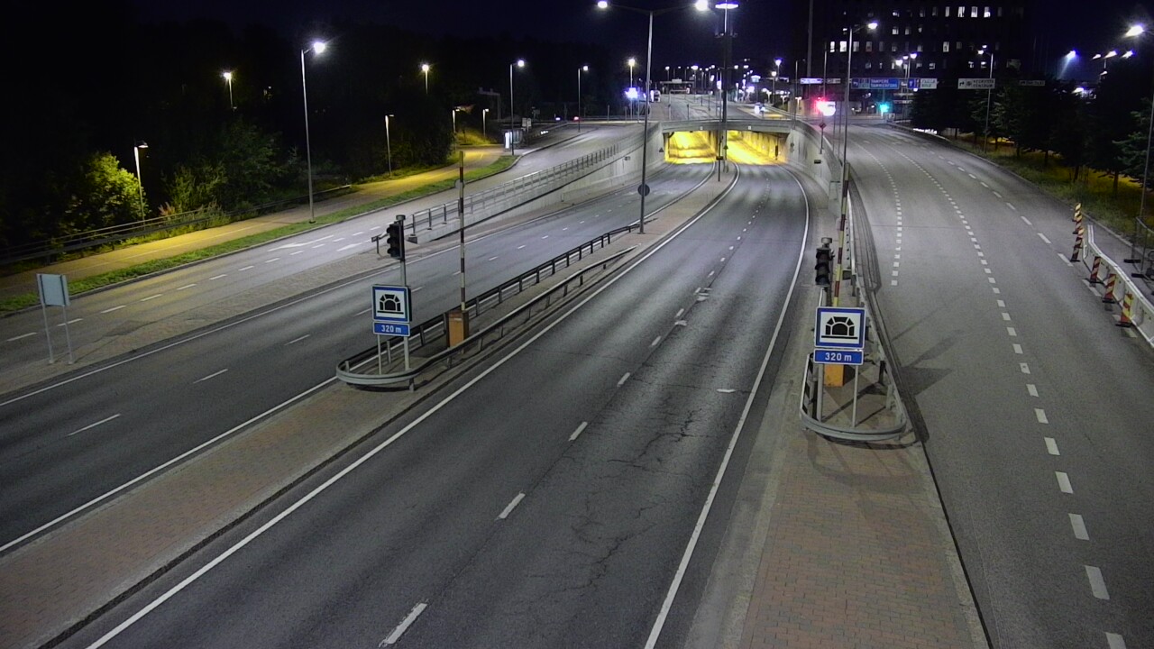 Kelikamerat Kuva Tie 100 Helsinki Hakamäentie, Kivihaan tunneli, länsi, Helsinki, Uusimaa