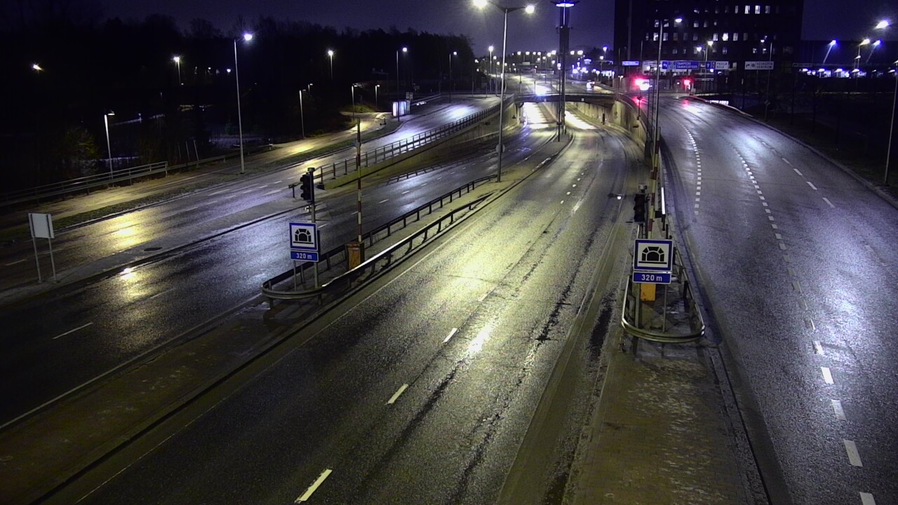 Kelikamerat Kuva Tie 100 Helsinki Hakamäentie, Kivihaan tunneli, länsi, Helsinki, Uusimaa