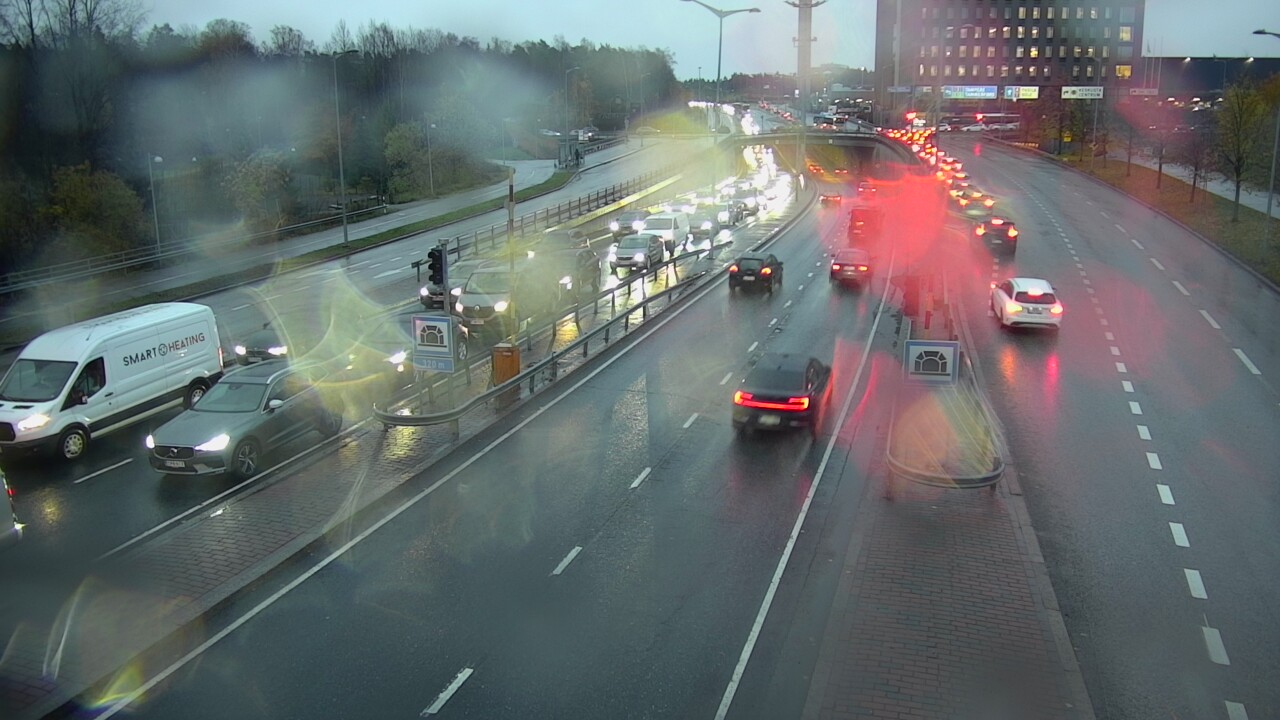 Kelikamerat Kuva Tie 100 Helsinki Hakamäentie, Kivihaan tunneli, länsi, Helsinki, Uusimaa