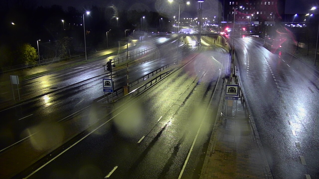 Kelikamerat Kuva Tie 100 Helsinki Hakamäentie, Kivihaan tunneli, länsi, Helsinki, Uusimaa