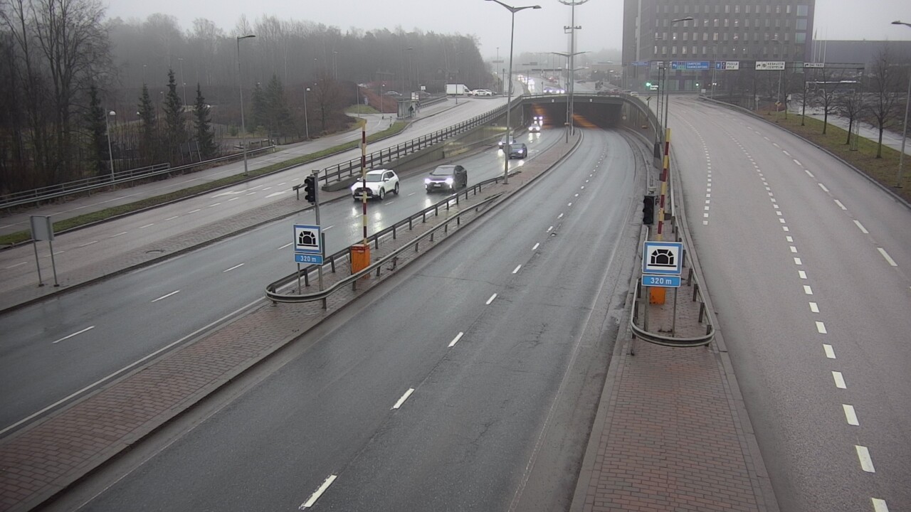 Kelikamerat Kuva Tie 100 Helsinki Hakamäentie, Kivihaan tunneli, länsi, Helsinki, Uusimaa