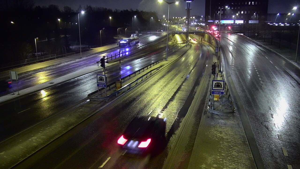 Kelikamerat Kuva Tie 100 Helsinki Hakamäentie, Kivihaan tunneli, länsi, Helsinki, Uusimaa