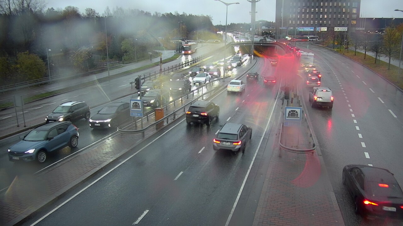 Kelikamerat Kuva Tie 100 Helsinki Hakamäentie, Kivihaan tunneli, länsi, Helsinki, Uusimaa