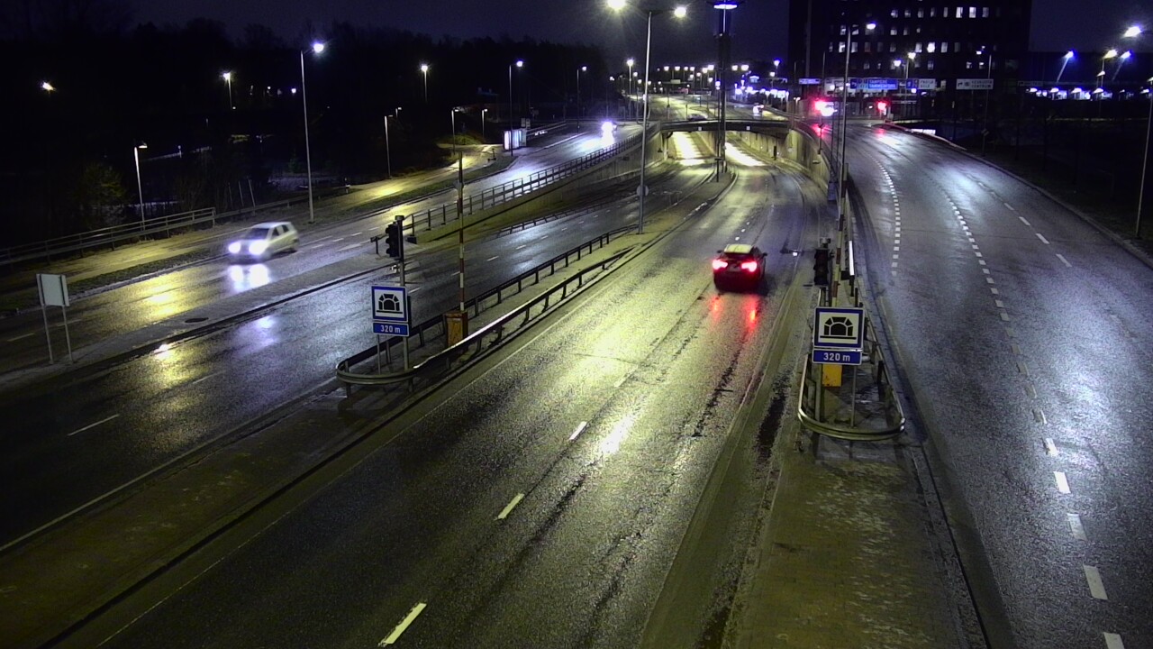 Kelikamerat Kuva Tie 100 Helsinki Hakamäentie, Kivihaan tunneli, länsi, Helsinki, Uusimaa