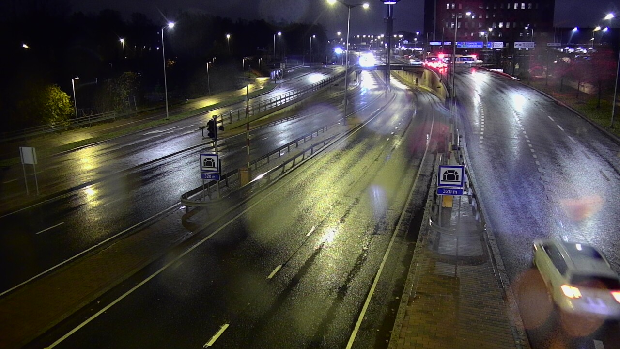 Kelikamerat Kuva Tie 100 Helsinki Hakamäentie, Kivihaan tunneli, länsi, Helsinki, Uusimaa