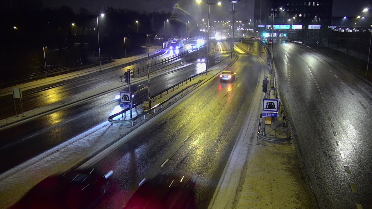 Kelikamerat Kuva Tie 100 Helsinki Hakamäentie, Kivihaan tunneli, länsi, Helsinki, Uusimaa