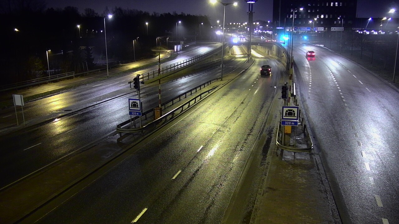 Kelikamerat Kuva Tie 100 Helsinki Hakamäentie, Kivihaan tunneli, länsi, Helsinki, Uusimaa