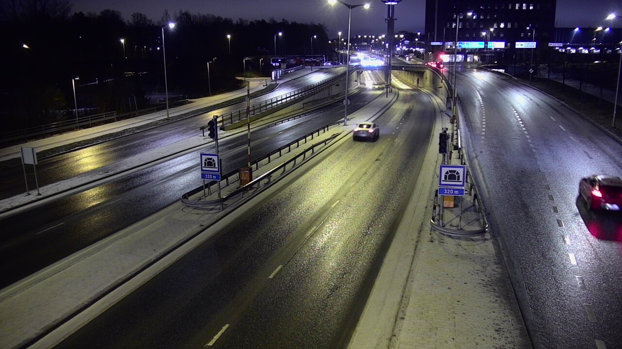 Kelikamerat Kuva Tie 100 Helsinki Hakamäentie, Kivihaan tunneli, länsi, Helsinki, Uusimaa