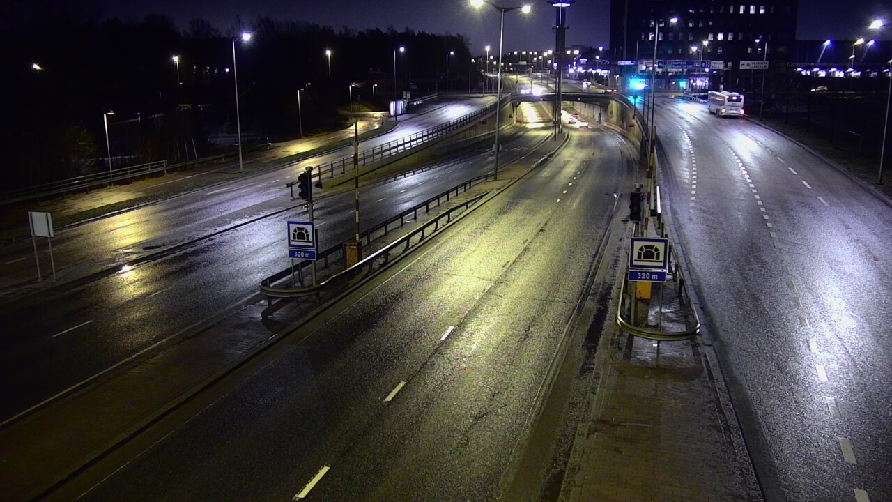 Kelikamerat Kuva Tie 100 Helsinki Hakamäentie, Kivihaan tunneli, länsi, Helsinki, Uusimaa