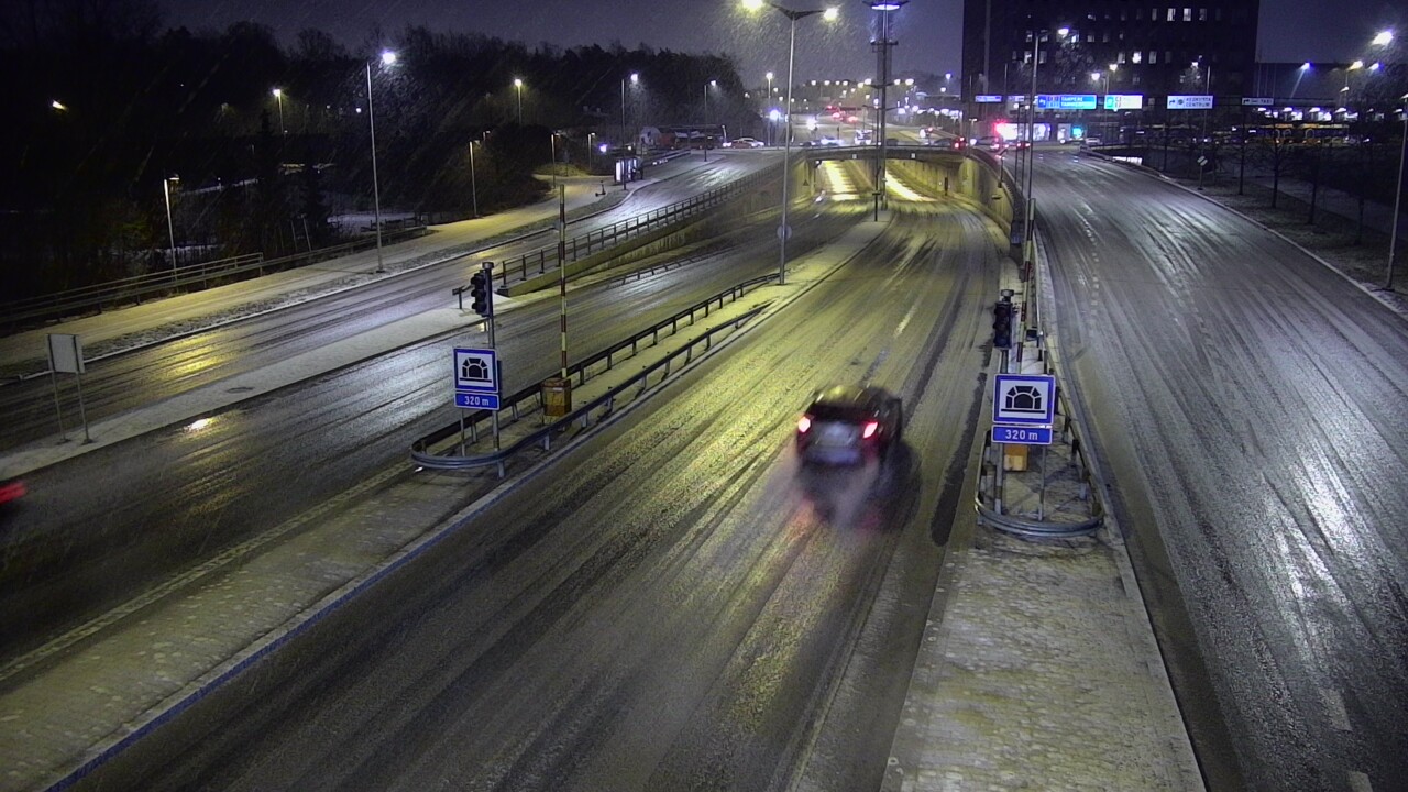 Kelikamerat Kuva Tie 100 Helsinki Hakamäentie, Kivihaan tunneli, länsi, Helsinki, Uusimaa