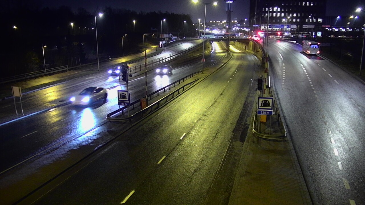 Kelikamerat Kuva Tie 100 Helsinki Hakamäentie, Kivihaan tunneli, länsi, Helsinki, Uusimaa