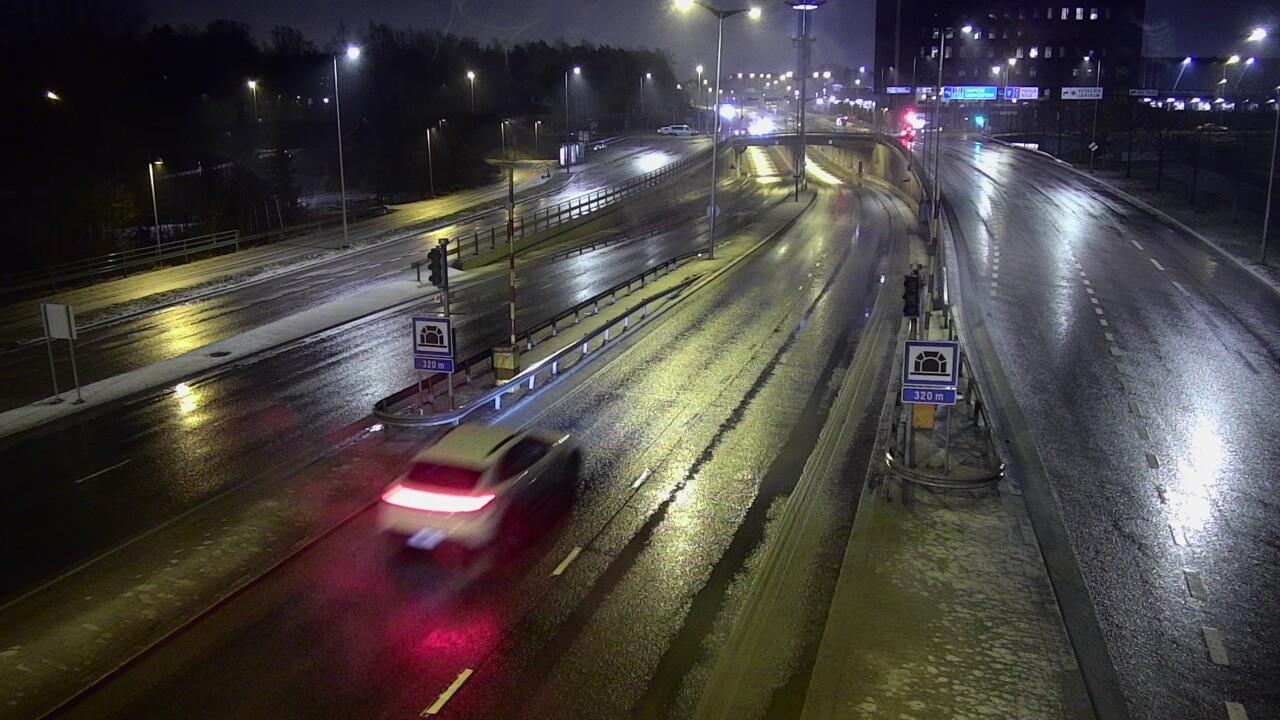 Kelikamerat Kuva Tie 100 Helsinki Hakamäentie, Kivihaan tunneli, länsi, Helsinki, Uusimaa