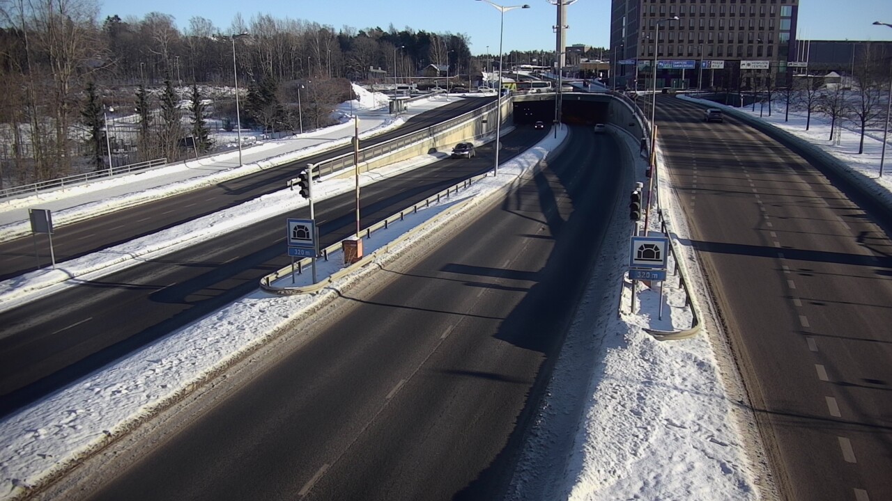 Kelikamerat Kuva Tie 100 Helsinki Hakamäentie, Kivihaan tunneli, länsi, Helsinki, Uusimaa