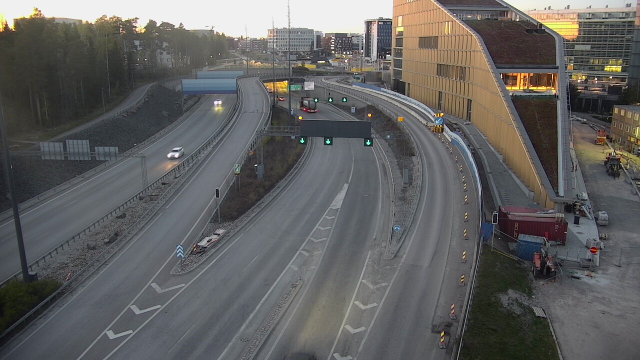Weather Camera Image Road 101 Espoo, Keilalahti, Espoo, Uusimaa