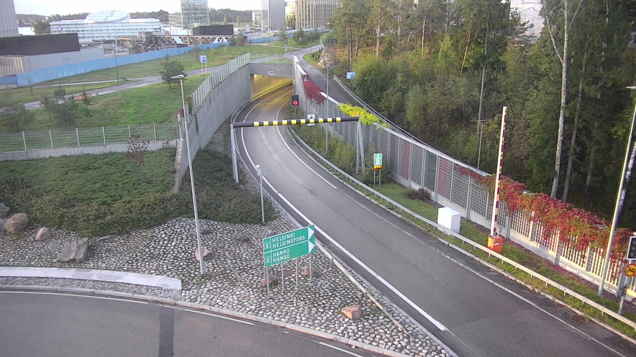 Weather Camera Image Road 101 Espoo, Otasolmu, Espoo, Uusimaa