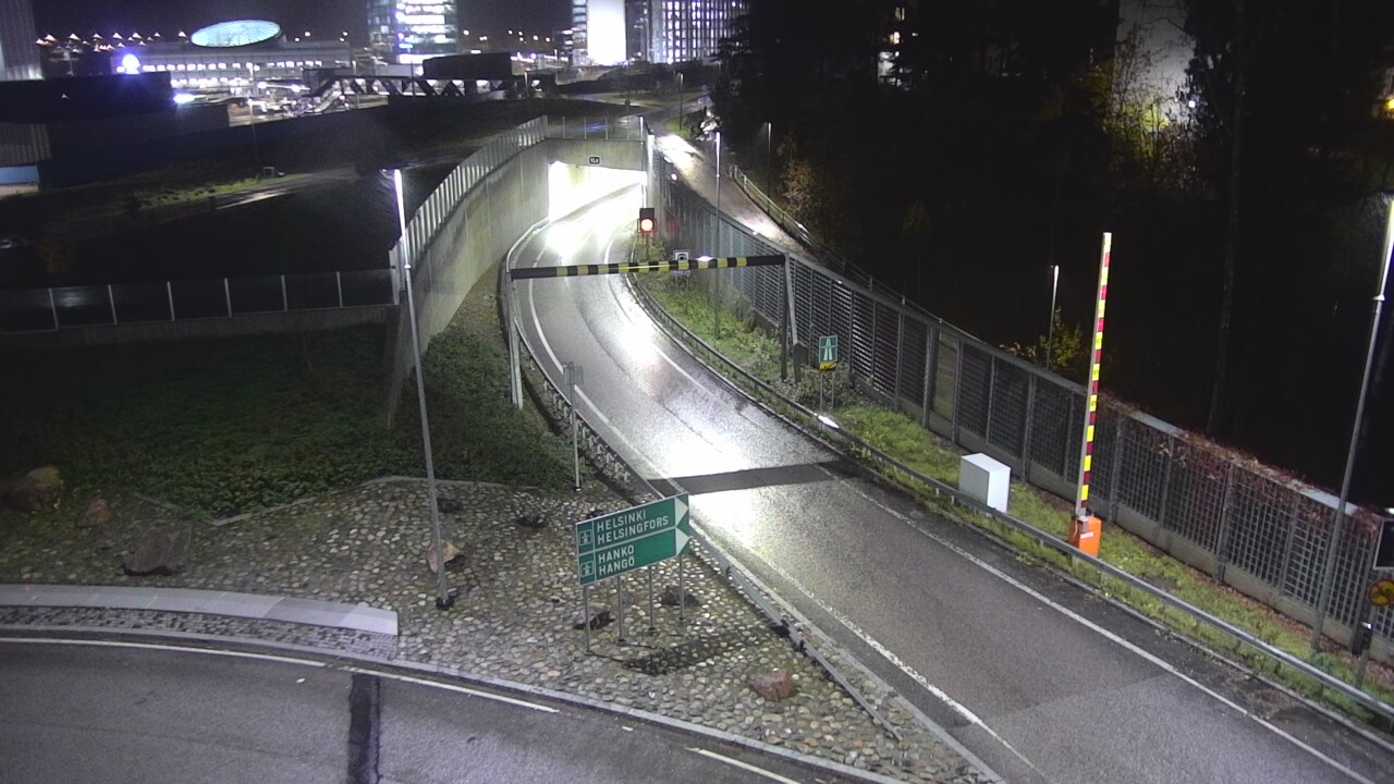 Weather Camera Image Road 101 Espoo, Otasolmu, Espoo, Uusimaa