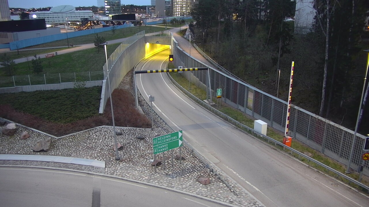 Weather Camera Image Road 101 Espoo, Otasolmu, Espoo, Uusimaa