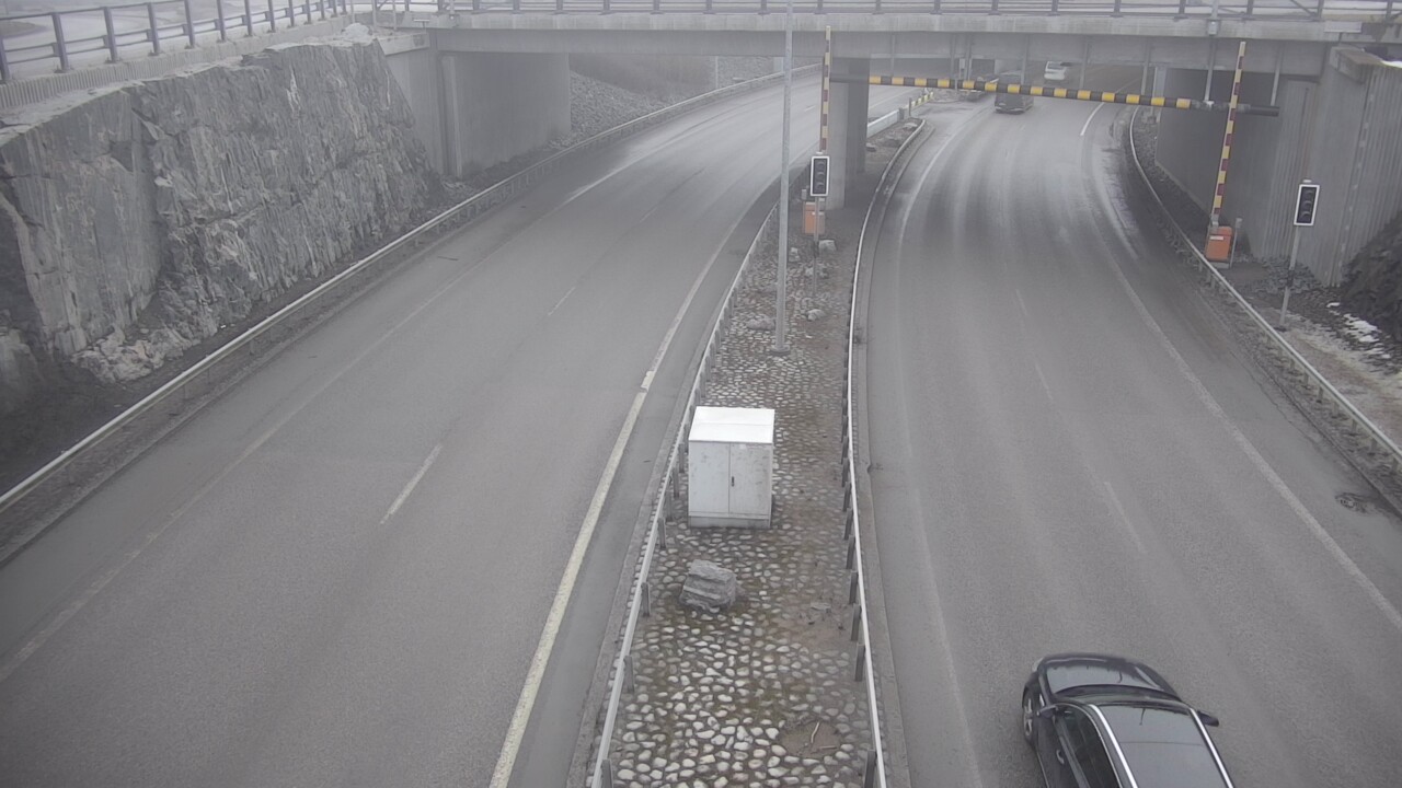Weather Camera Image Väg 101 Esbo, Kägeludden bom öst, Espoo, Uusimaa
