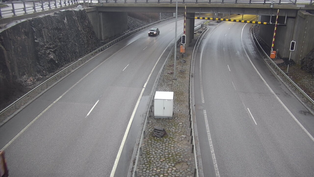 Weather Camera Image Väg 101 Esbo, Kägeludden bom öst, Espoo, Uusimaa