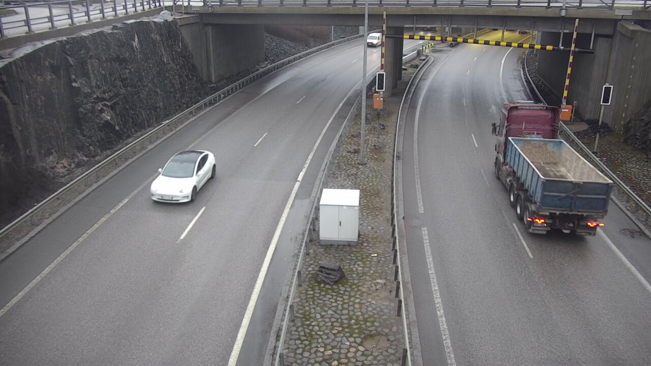Weather Camera Image Väg 101 Esbo, Kägeludden bom öst, Espoo, Uusimaa