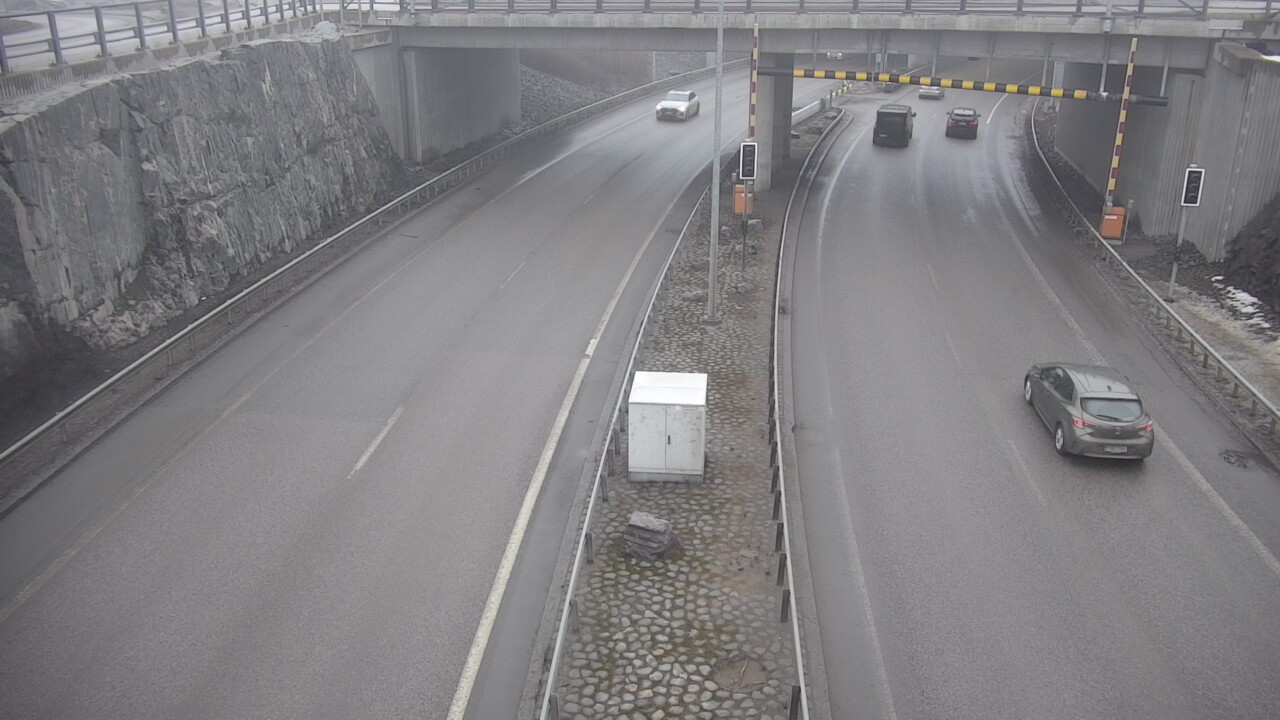 Weather Camera Image Väg 101 Esbo, Kägeludden bom öst, Espoo, Uusimaa