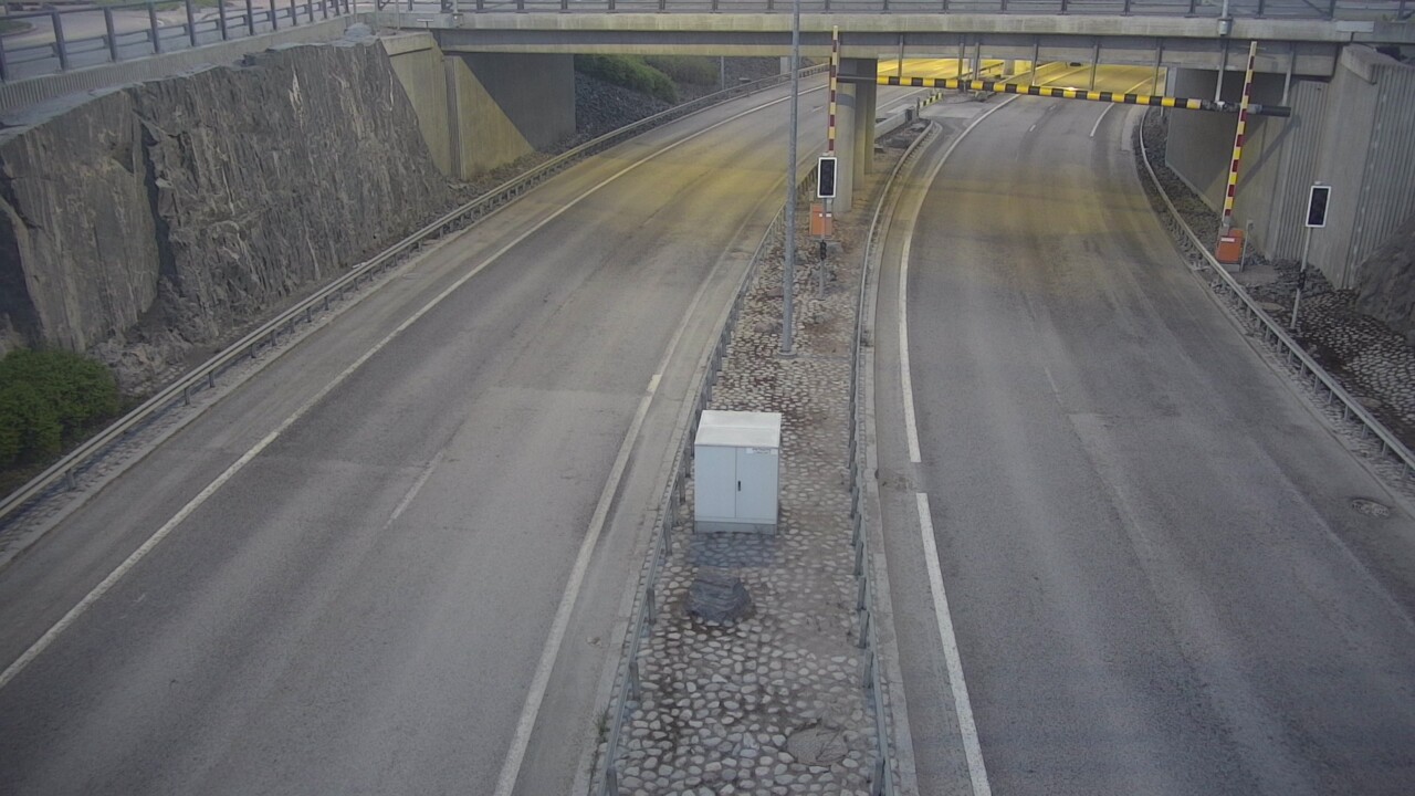 Weather Camera Image Väg 101 Esbo, Kägeludden bom öst, Espoo, Uusimaa
