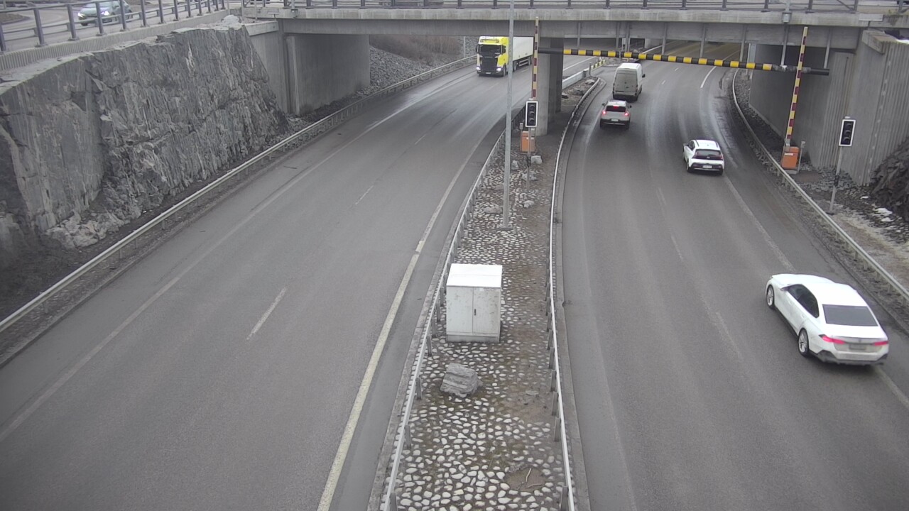 Weather Camera Image Road 101 Espoo, Keilaniemi east, Espoo, Uusimaa