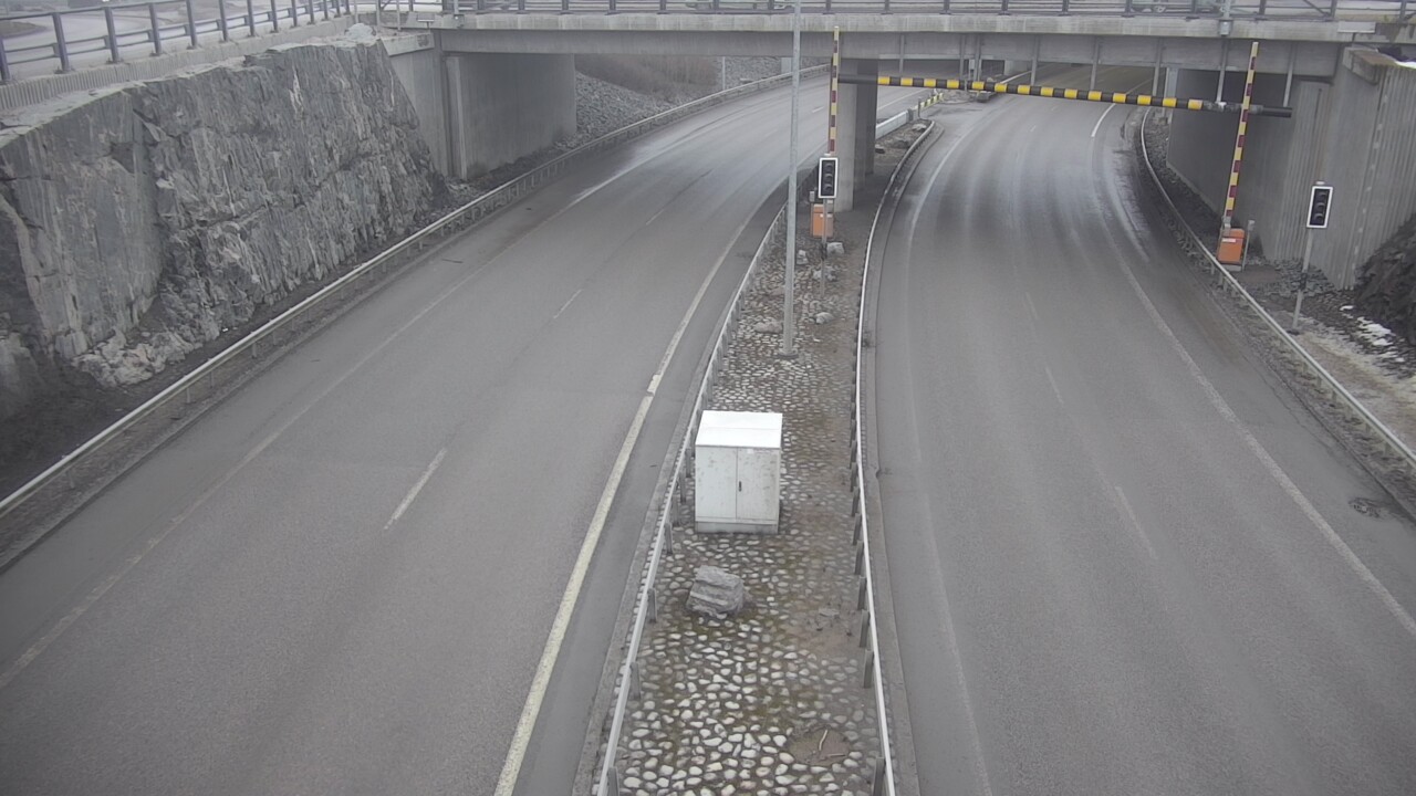 Weather Camera Image Väg 101 Esbo, Kägeludden bom öst, Espoo, Uusimaa