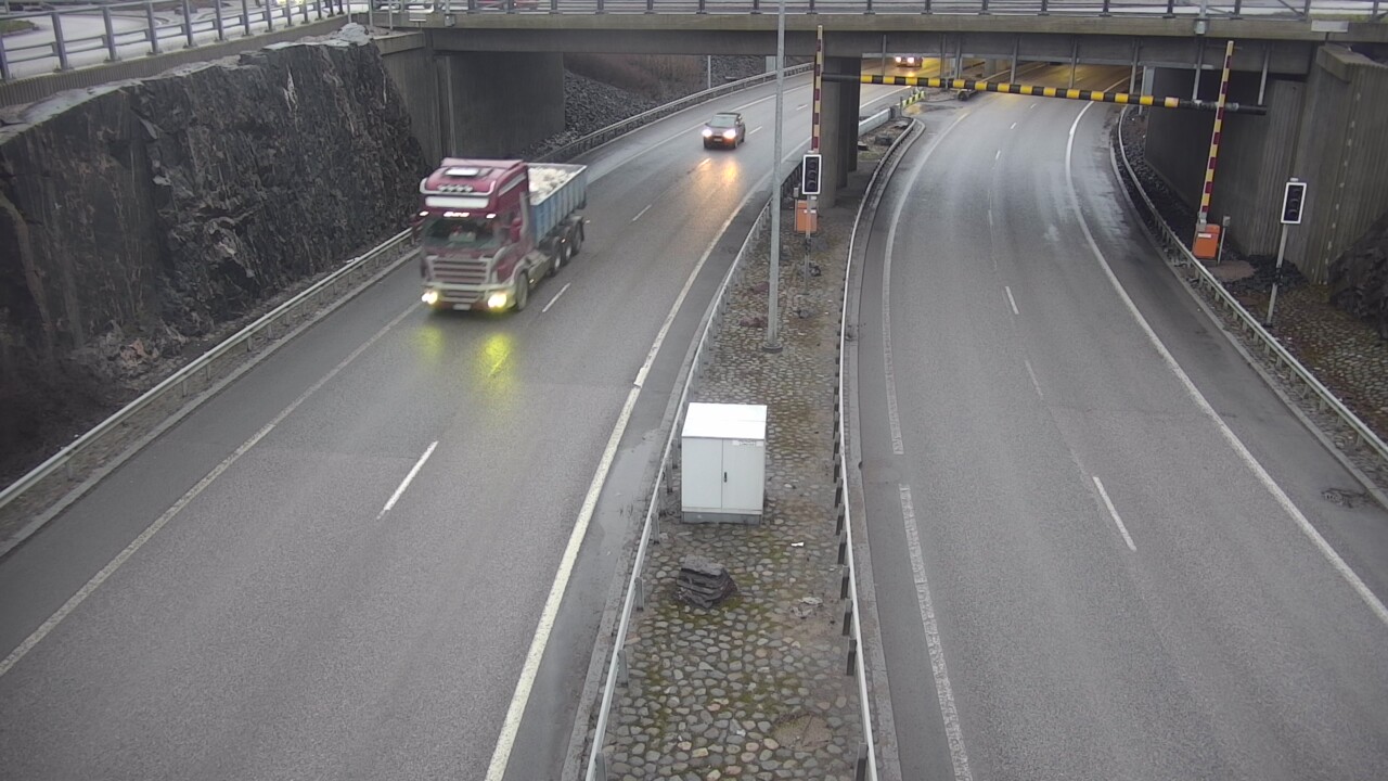 Weather Camera Image Väg 101 Esbo, Kägeludden bom öst, Espoo, Uusimaa