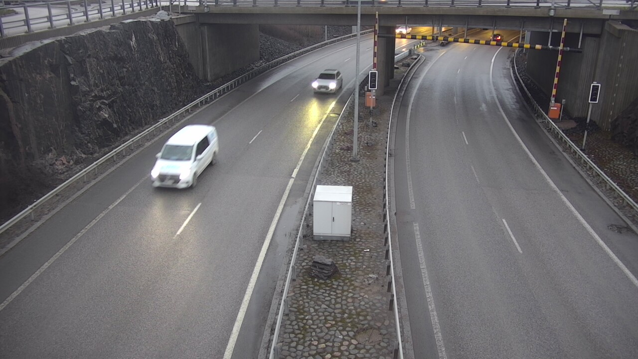 Weather Camera Image Väg 101 Esbo, Kägeludden bom öst, Espoo, Uusimaa