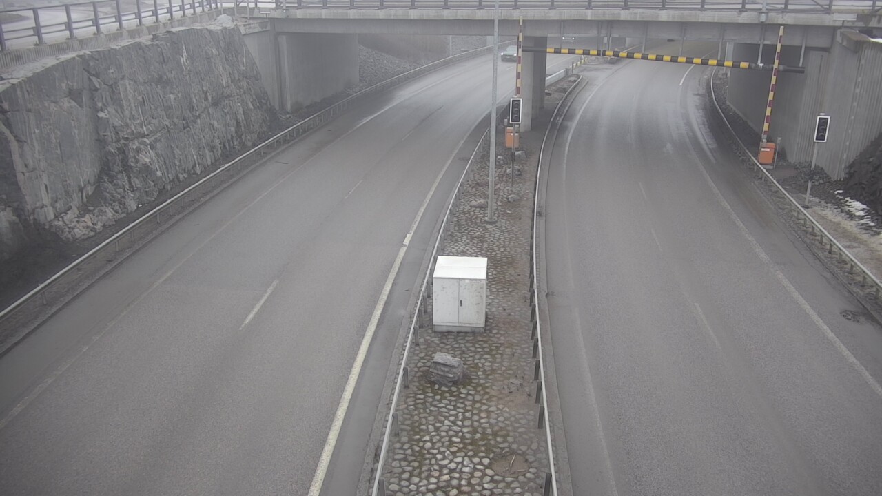 Weather Camera Image Väg 101 Esbo, Kägeludden bom öst, Espoo, Uusimaa
