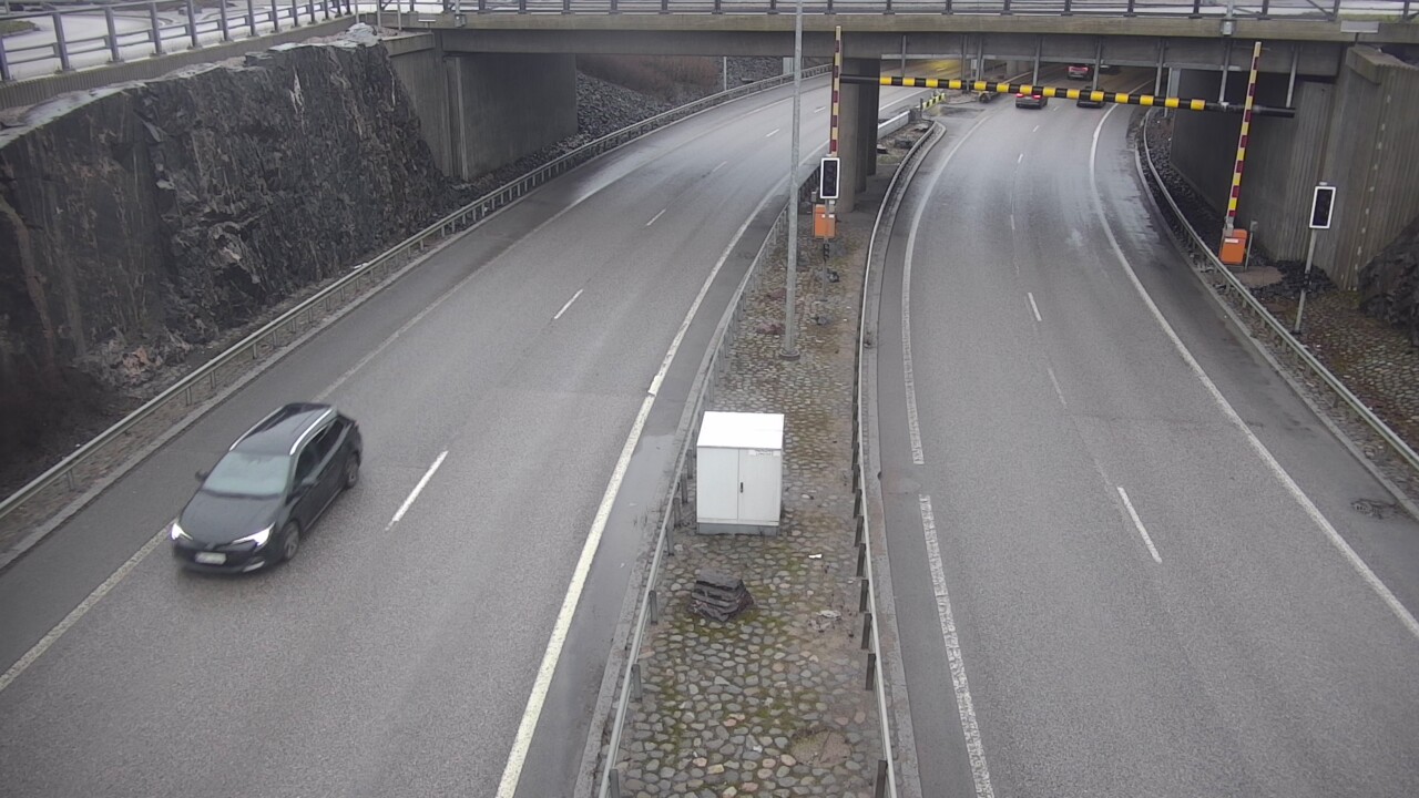 Weather Camera Image Väg 101 Esbo, Kägeludden bom öst, Espoo, Uusimaa