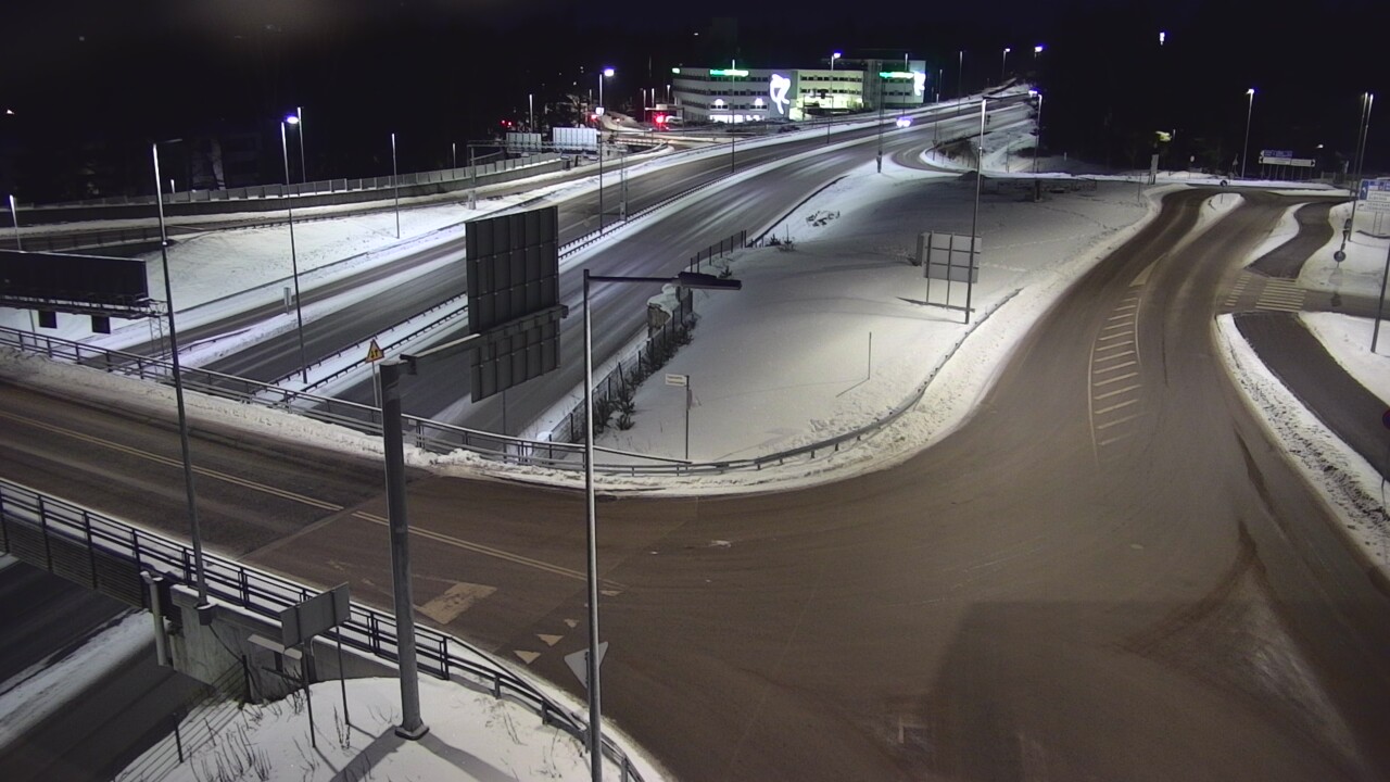 Weather Camera Image Road 101 Espoo, Miestentie, Espoo, Uusimaa