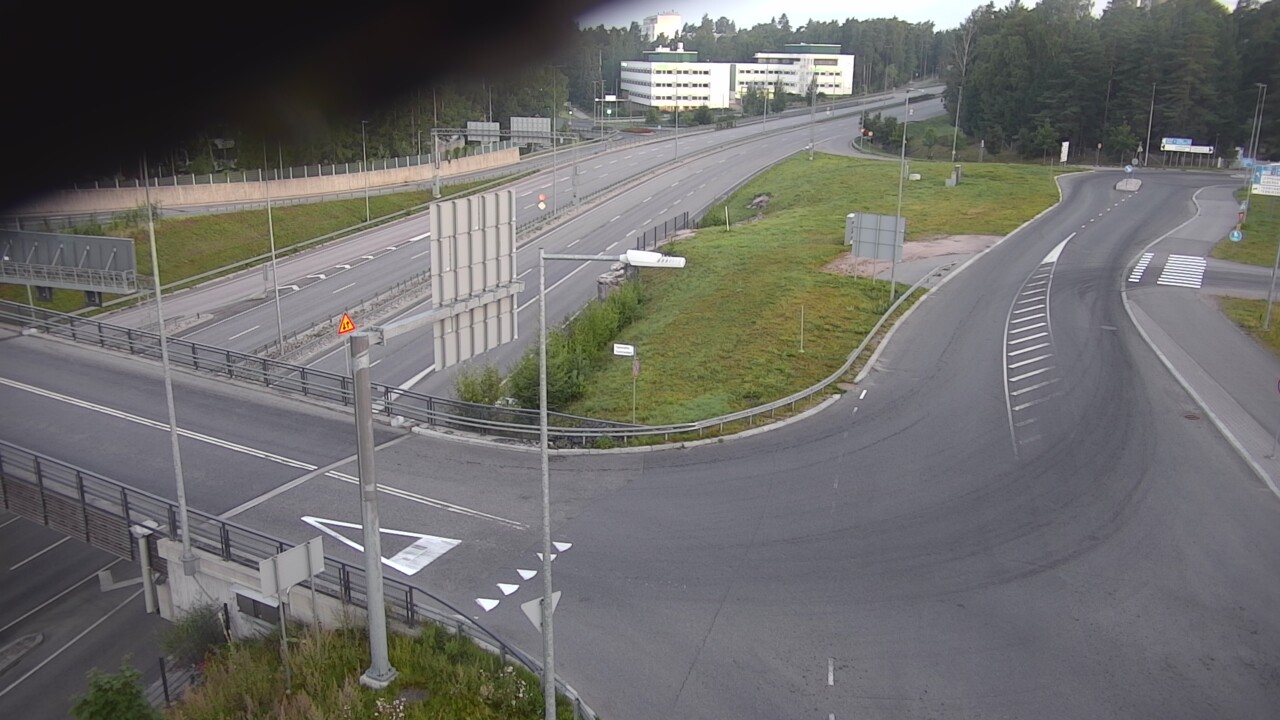 Weather Camera Image Road 101 Espoo, Miestentie, Espoo, Uusimaa