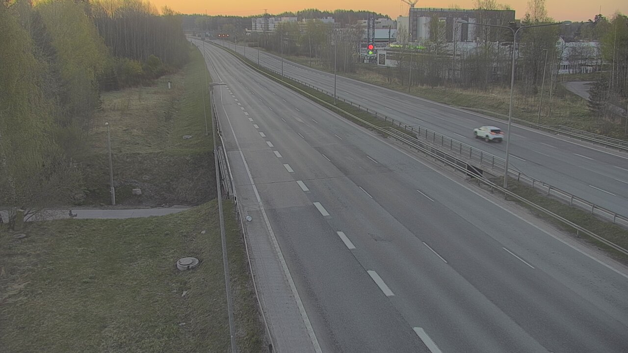 Weather Camera Image Road 1 Espoo, Sinimäki, Espoo, Uusimaa