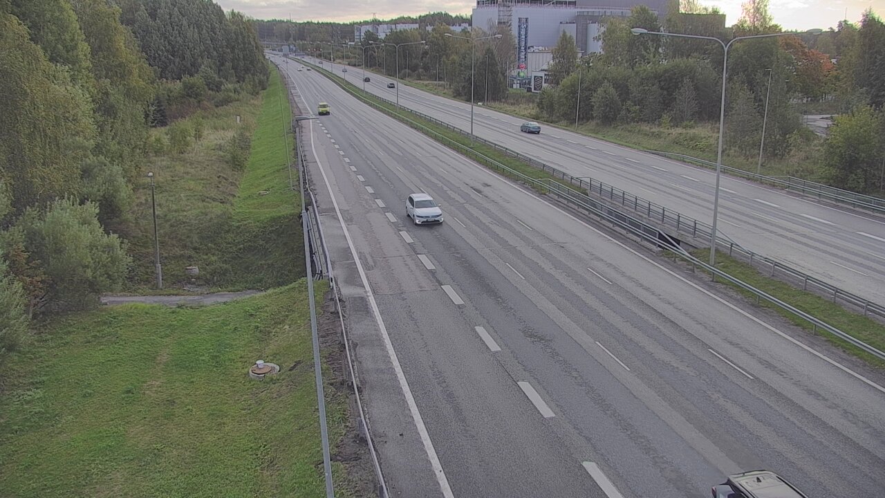 Weather Camera Image Road 1 Espoo, Sinimäki, Espoo, Uusimaa