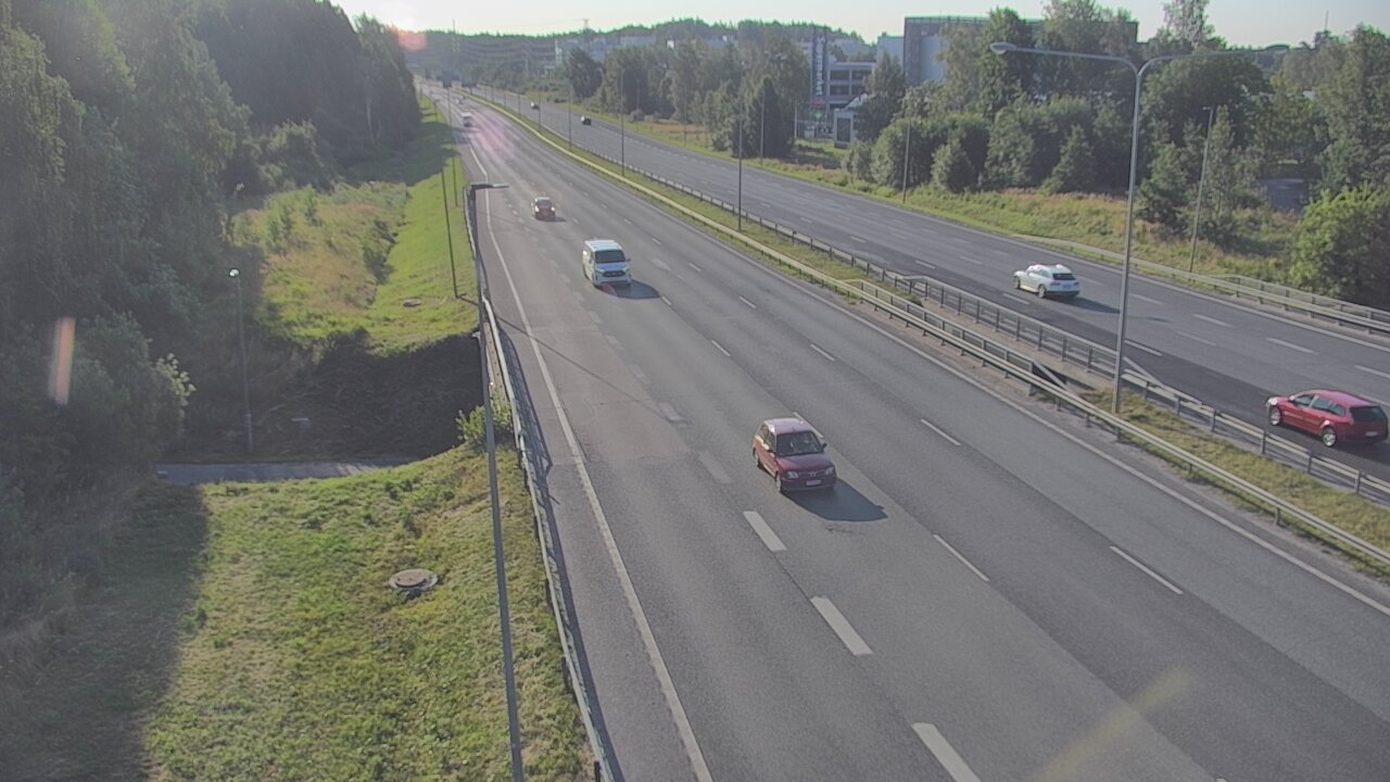 Weather Camera Image Road 1 Espoo, Sinimäki, Espoo, Uusimaa