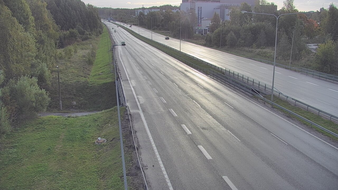 Weather Camera Image Road 1 Espoo, Sinimäki, Espoo, Uusimaa