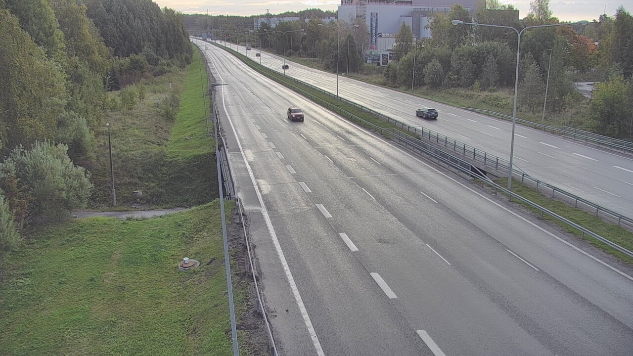 Weather Camera Image Road 1 Espoo, Sinimäki, Espoo, Uusimaa