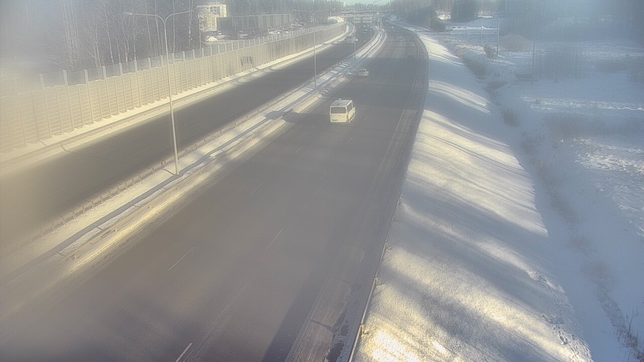 Weather Camera Image Road 1 Espoo, Sepänkylä, Espoo, Uusimaa