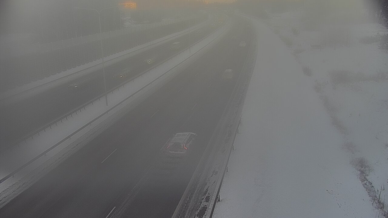 Weather Camera Image Road 1 Espoo, Sepänkylä, Espoo, Uusimaa
