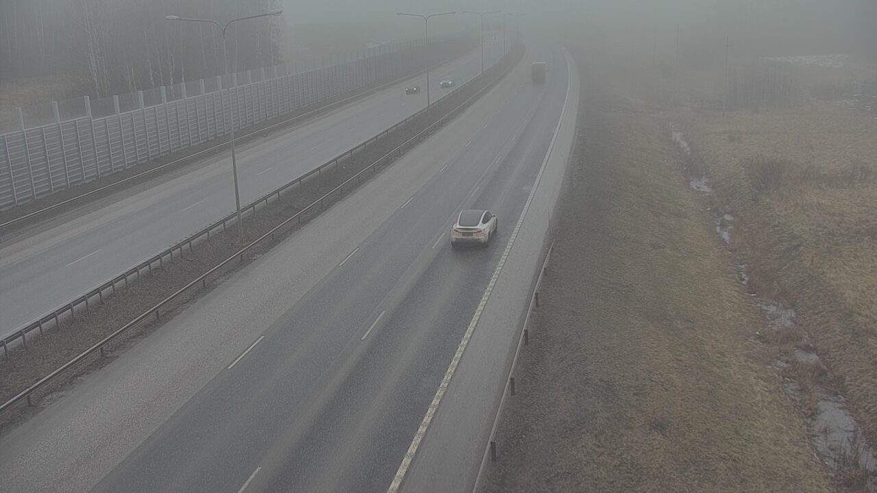Weather Camera Image Road 1 Espoo, Sepänkylä, Espoo, Uusimaa